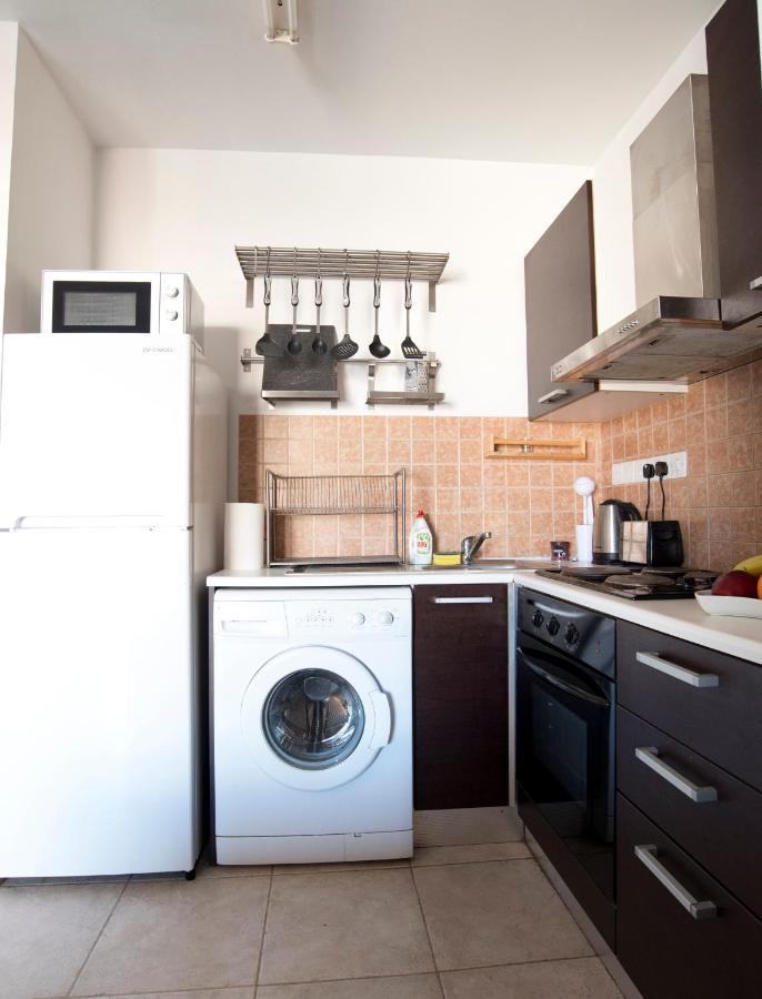 Glabur Stays - The Cozy Atelier - Nicosia City, Free Parking & Wifi, Welcomes You!!! Extérieur photo
